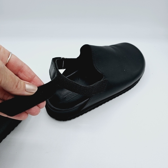 Zara Black Leather Clogs in 100% Cowhide Leather, size 5 - Picture 11 of 13